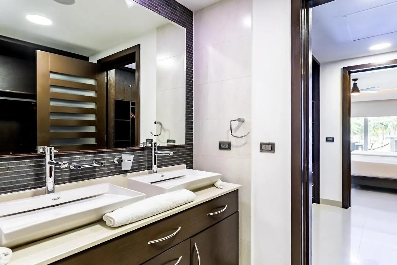 Casa 401N Los Secretos Apts Playa del Carmen Apartamento