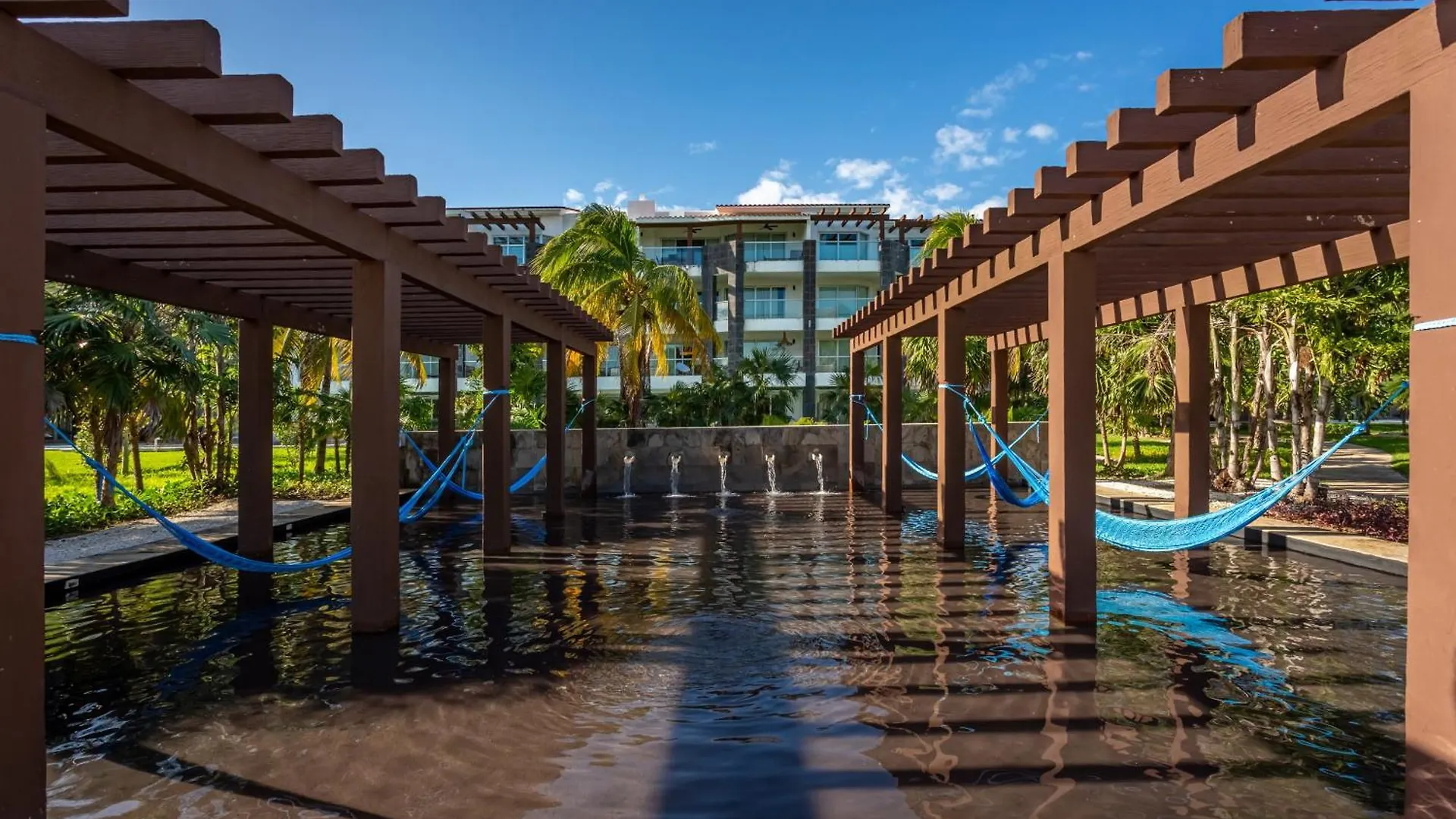 Casa 401N Los Secretos Apts Playa del Carmen Apartamento